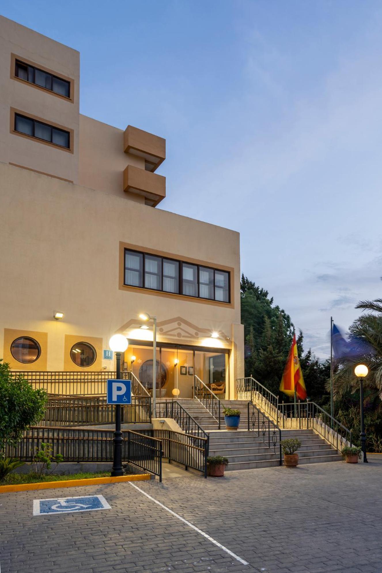 Parador de Melilla Exterior foto